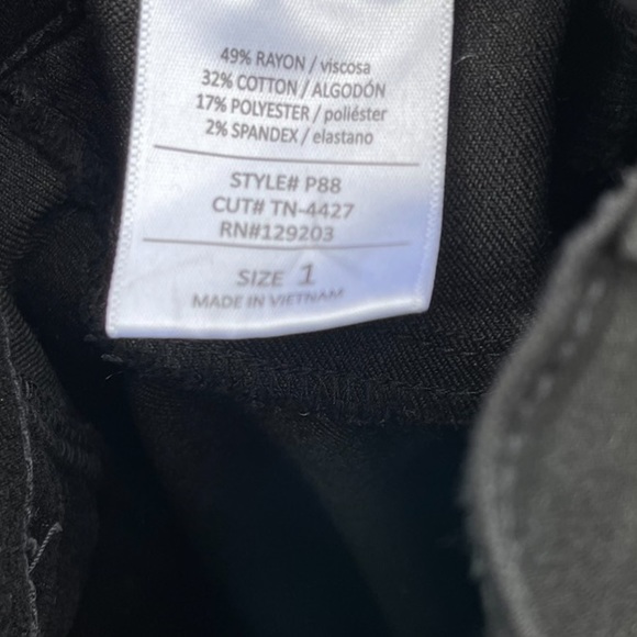 Fashion Nova Classic High Waisted Skinny Jeans size 1 high rise on trend new - Picture 5 of 7